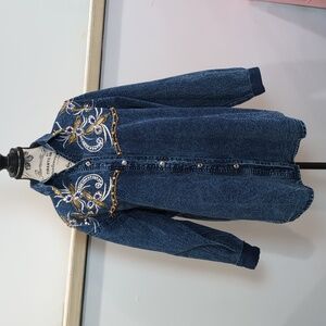 COTTON BREEZE | Women's Dark Oversized Acid Wash Embroidered Button Down Shirt